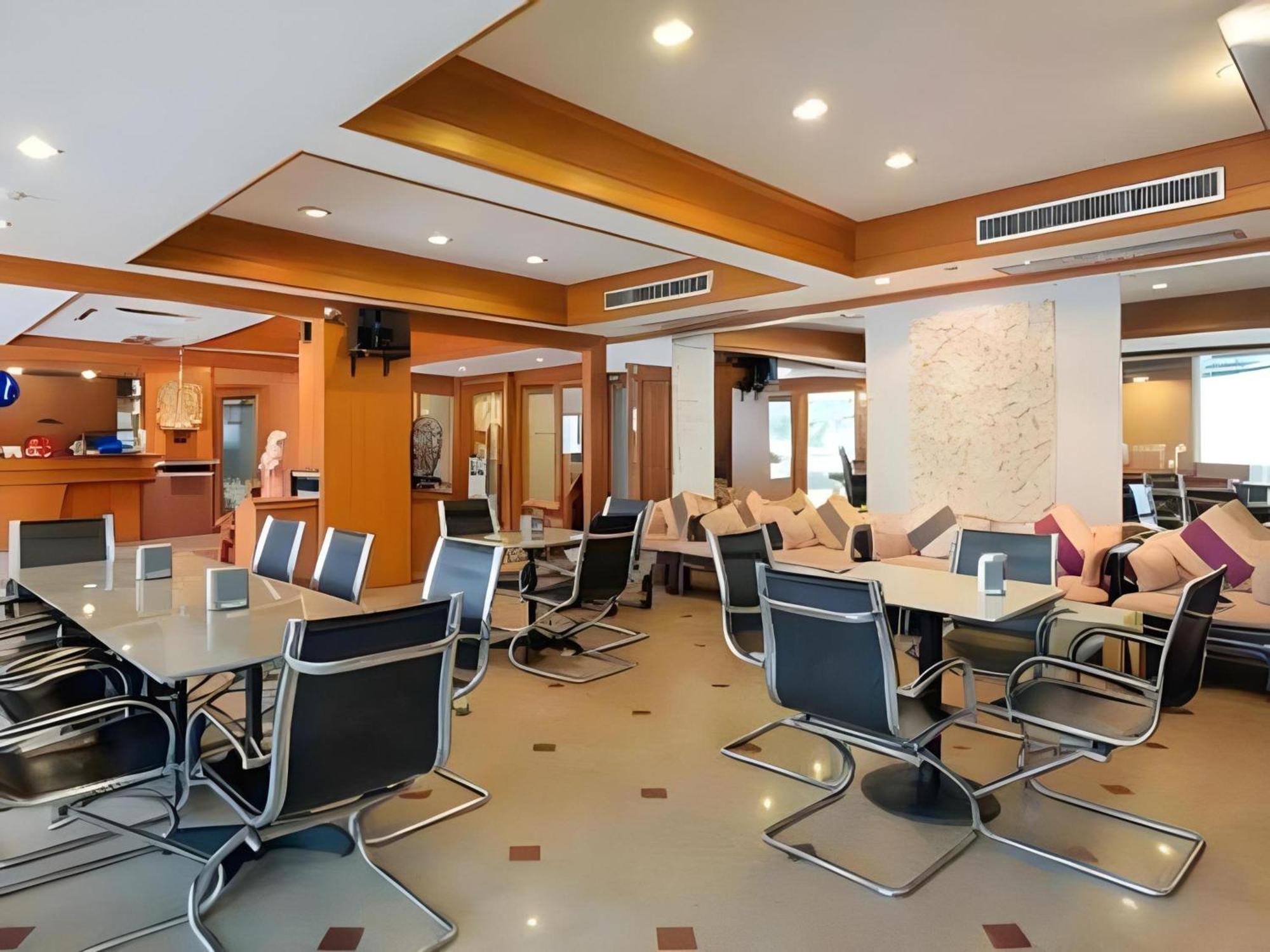 Collection O Howard Square Boutique Hotel Bangkok Zewnętrze zdjęcie